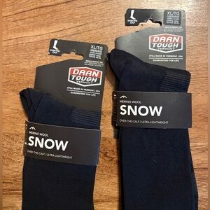Darn Tough Merino wool snow over the calf socks XL